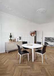 Vind Een Scandinavische Tafel Die