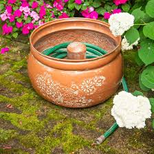 Decorative Patterned Metal Hose Pot