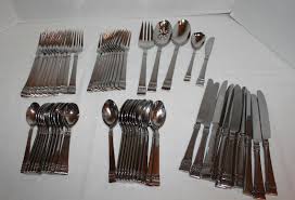 Stainless Flatware Cadence Pattern