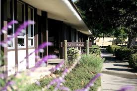 Los Altos City Workers Switch To Four