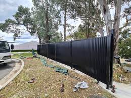Colorbond Fencing Vs Timber Fencing