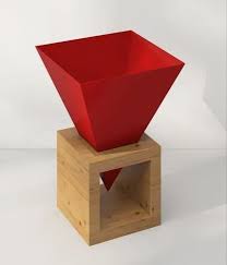 Rubber Wood Jo Pyramid Table Planter