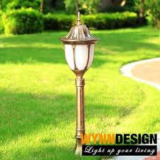 Wynn Design Outdoor Pole Light