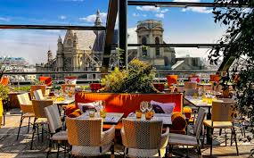 Top 10 Rooftop Restaurants Paris
