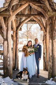 Stunning Winter Wedding Ceremony