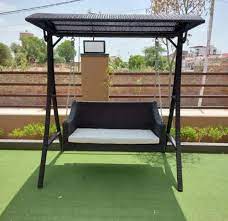 Iron Modern 3 Seater Garden Swing At Rs