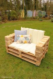 Diy Pallet Bench For Your Garden