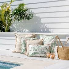 Hampton Fringed Square Outdoor Cushion