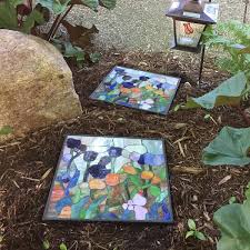 Outdoor Essentials 12 In X 12 In Tulip Stepping Stone