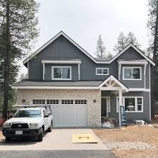 15 Stunning Exterior Paint Colors For
