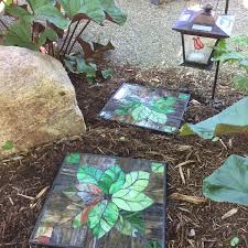 Leaf Decorative Garden Stone