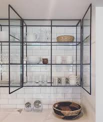 Glass Shelves In Modern Interiors