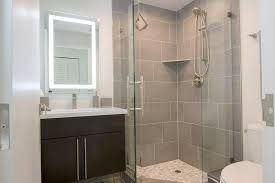 Modern Bathroom With Porcelain Floors