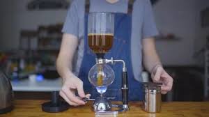 Brewing Coffee With Vacuum Syphon