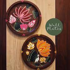 Wooden Wall Plates Are Hand Painted
