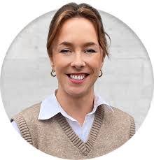 Aileen Stein's Instagram, Twitter & Facebook