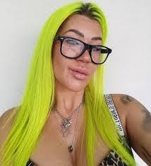 Peggy Brigham's Instagram, Twitter & Facebook