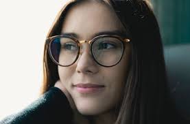 Will Oversized Glasses Flatter My Face