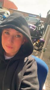 When it's sunny and you want to go zoomies but you have to work …