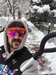 I PERSONALLY WOULD LIKE TO THANK THE GENTLEMEN THAT SNOW BLOWS THE ENTIRE  STREET ON FAYETTE ST. IT MAKES MY DELIVERIES SO MUCH EASIER.  THANKYOU💗💗AND MY BAD KNEE LOVES YOU.