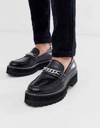 Black And White Loafers Men Asos Design Loafers In Black With Chunky Sole And Chain Detail Black Asosdesign Shoes Loafers Dress Shoes Men Asos Designs