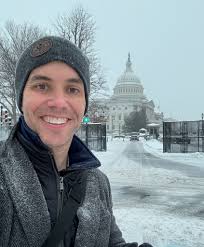 From Louisville to DC, the snow isn't slowing Team McGarvey down ❄️ In  Washington we're certifying election results, and back at home we're doing  all we can to make sure Louisvillians are