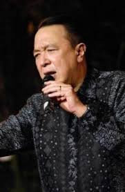 Biografi peter sondakh yang pertama dimulai dari awal perjalanan hidupnya yang cukup panjang. Peter Sondakh Indonesia Richest