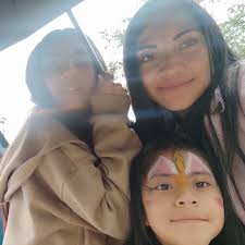 Salve Noble Unidad! que bien tienes, como lema "Trabajo y sapiencia".  💛❤️💛❤️💛❤️💛 Empezamos nuestras fiestas patronales, con el saludo de  nuestra distinguida Rectora: MSc. Maritza Palate ¡TODOS invitados! Para  hoy: recorrido por