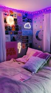 La tua camera da letto ti piace davvero o c'è qualcosa che vorresti migliorare? Bedroom Vsco Dsco Ledlights Chambre A Coucher Vsco Dsco Ledlights Bedroom Vsco Dsco Ledlights Neon Room Room Decor Dorm Room Inspiration