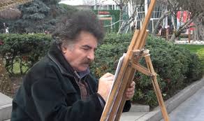 Annesini dinleyip ressam oldu