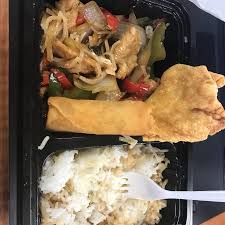 Our faves are chicken and broccoli and pork fried rice. Thai Fried Rice Picture Of Pearl Cafe Florissant Tripadvisor