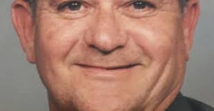 Lora Roach's Instagram, Twitter & Facebook