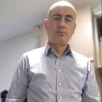 500+ perfiles de «Gerard»