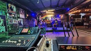 Profile for DECAL Vibration