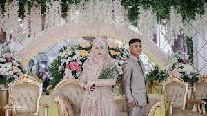 Gli antichi egizi erano soliti scrivere sul papiro, una pianta coltivata lungo il fiume nilo. 10 Rekomendasi Fotografer Wedding Prewedding Di Temanggung