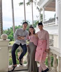 Harper's bazaar singapore with chryseis tan. Rumah Tan Sri Vincent Tan