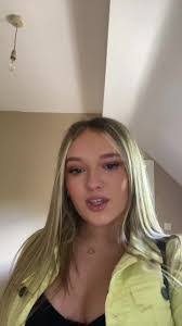 Leanne Meehan's Instagram, Twitter & Facebook