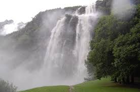 Cascate dell'acqua fraggia, piuro picture: Cascate Di Acquafraggia Zero