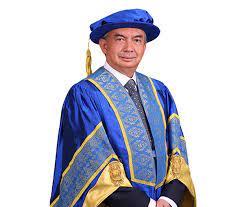 Sejak di sekolah rendah lagi, abdul razak telah menunjukkan kepintaran dan kecemerlangan. Unitar International University About Unitar International University