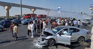 التحقيقات في حادث محور 26 يوليو: تحطم سيارتين واشتعال ميكروباص ومصرع وإصابة  12| صور - بوابة الأهرام