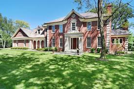 Buildings of limestone or brick are also more energy efficient than wood or metal structures and more resistant to the effects of weather. Brick And Limestone Facade Houzz