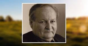 Robert Heidenreich's Instagram, Twitter & Facebook