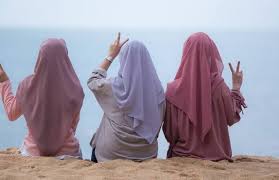 Gambar persahabatan 2 orang wanita kartun kumpulan gambar lucu kartun persahabatan kemajuan teknologi merubah semua hal yang kalian butuhkan akan lebih gampang untuk kita dapatkan salah satunya yaitu mendapat berita lewat browsing internet. 37 Puisi Untuk Sahabat Sejati Yang Menyentuh Terbaik 2021