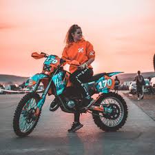 We were between the steep banks of a river. Pin By Tiffany Geiken On Motolife Cool Dirt Bikes Dirt Bike Girl Motocross Girls