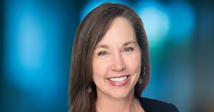 Holly Capps's Instagram, Twitter & Facebook