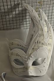 A Lesson On Venetian Mask Making Venetian Mask Masks Masquerade Carnival Masks