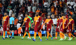 Galatasaray spor kulübü is a professional football club based on the european side of the city of istanbul in turkey. T4165yn24btcjm