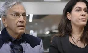 Caetano Veloso é processado por ex-governanta; entenda
