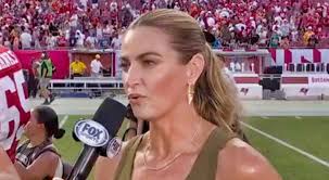 VIDEO: The Entire Internet Is Going Wild Over Erin Andrews' Stunning Outfit  That Flashed Plenty Of Skin During Bucs-49ers Game READ MORE:  https://www.totalprosports.com/nfl/video-the-entire-internet-is-going-wild-over-erin-andrews-stunning-outfit-that  ...