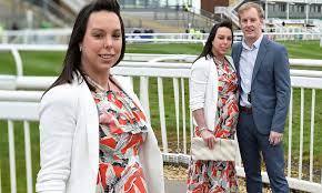Beth tweddle baby stars is a fun parent and baby class where you will enjoy active play together. Beth Tweddle Displays Her Baby Bump As She And Husband Andy Allen Enjoy A Day At The Grand National Daily Mail Online